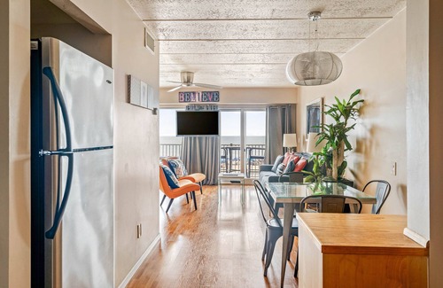 South Rehoboth Condo | Seaside Star | On The Boardwalk!