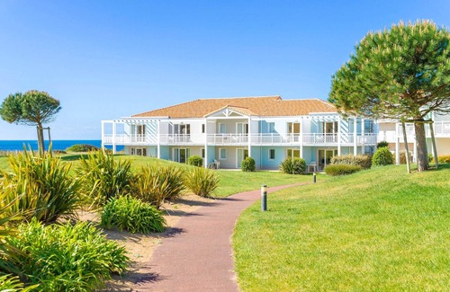 Chateau-d'Olonne Apartment | Seaside Stay w/Shared Pool