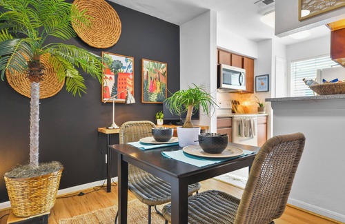 Galveston Condo | Seaside Studio Plus | Cozy, Community Pool