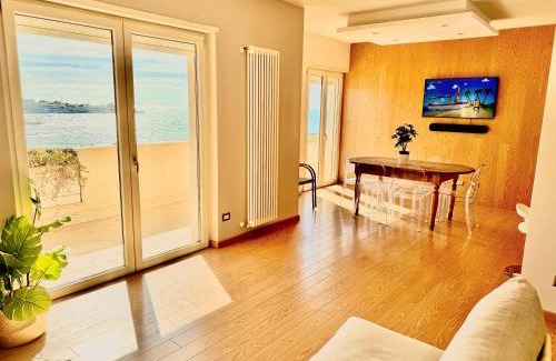 Civitavecchia Apartment | Seaside Suite