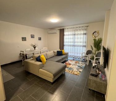 Velipoje Apartment | Seaside Sun and Fun