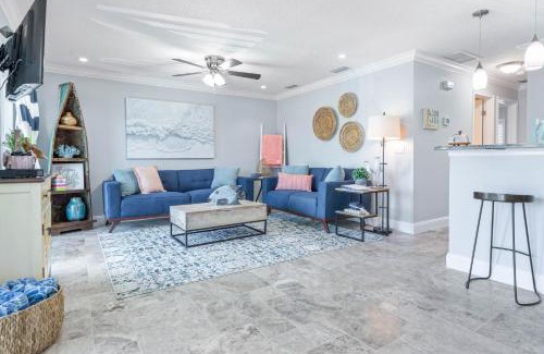Flagler Beach Apartment | Seaside Sunrise, 1 blk from Ocean, Free Parking