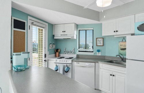 Wilmington Beach Condo | Seaside Sunrise Sanctuary