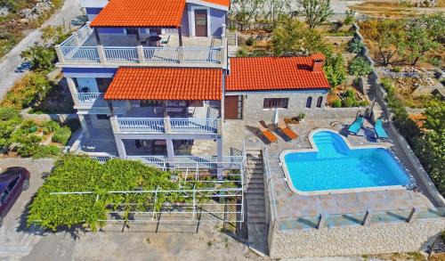Poljica House | Seaside Villa Lara Mit Beheiztem Swimmingpool