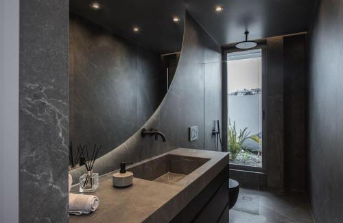 Spata-Artemida Villa | Seaside Villa with a Pool