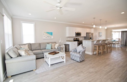 Atlantic Beach House | Seaside Villas, 3 story, elevator, garage, 4 bedrooms, 3.5 bath. Sleeps 8-10