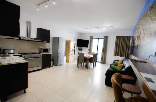 Xlendi Apartment | Seaside Xlendi apartment