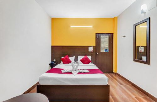 Mylapore Tiruvallikk Hotel | Season 4 Residences -Thiruvanmiyur Near Tidel park Apollo Proton cancer center and IIT Madras Research Park