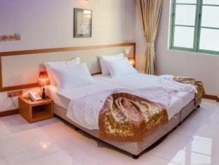 Hulhumale House | Season Holidays at Hulhumale with Transfer