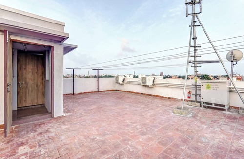 Mylapore Tiruvallikk Apartment | Season4 Residences 1-BHK furnished appt