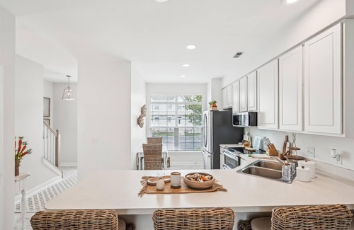 Bethany Breeze House | Seasonal Bethany Breeze Retreat!