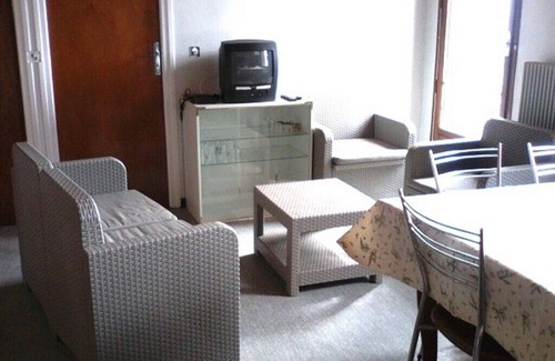 La Llagonne House | SEASONAL RENTAL VACATION HOME MOUNTAIN PYRENEES LA LLAGONNE (66)