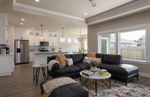 Caldwell House | Seasons Guest Home