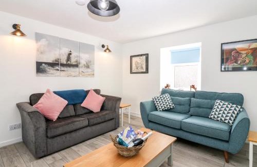 Buckie House | Seaspray Cottage