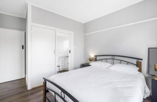 Robertsons Beach House | Seaspray home
