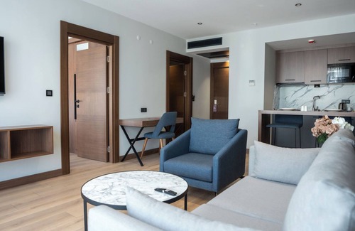 Kasustu Hotel | Seatown Residence