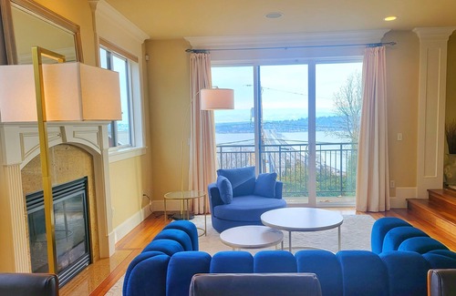 Leschi House | Seattle oasis centrally located with lovely views of Lake Washington
