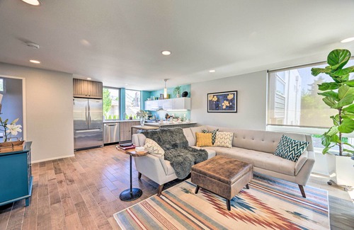 Sunset Hill House | Seattle Retreat w/Canal + Mountain Rooftop Views!