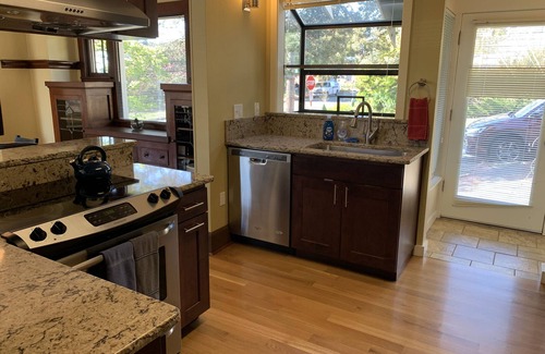 Fremont House | Seattle Vacation Home - Fremont House