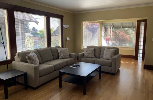 Fremont House | Seattle Vacation Home - Fremont House