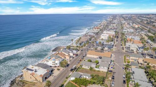 South Oceanside House | Seaview 1135A