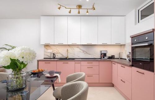 Kastav Apartment | Seaview apartment „Megan“ with sunny terrace