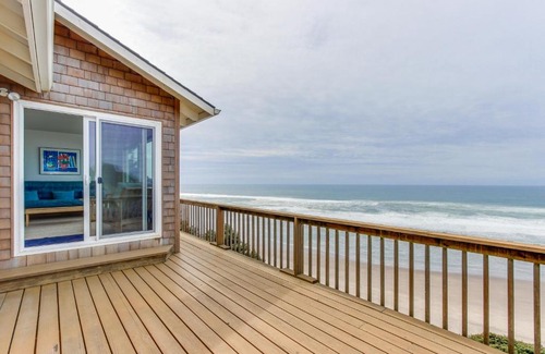 Cloverdale House | SeaView at Winema Beach