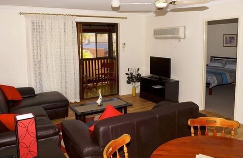 Rockingham Apartment | Seaview Beach Apartment