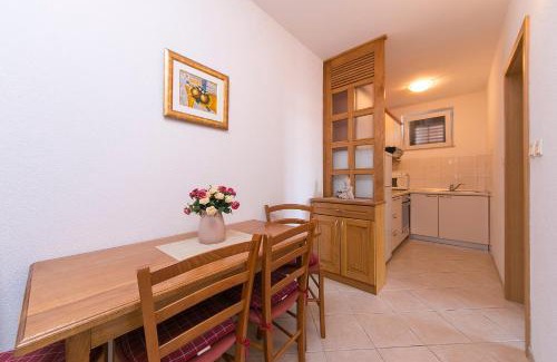 Brela House | Seaview Center House Brela