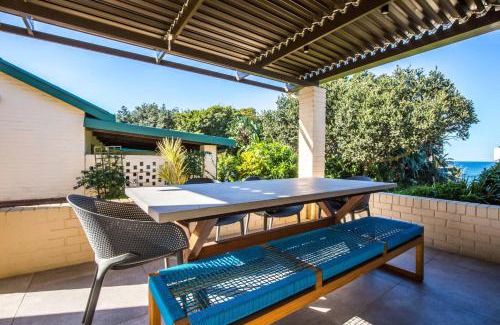Marina Beach Apartment | Seaview Cottage Barry @ Surf Spray