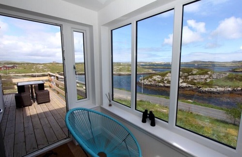 Isle of Barra Cottage | SEAVIEW, family friendly, with a garden in Castlebay