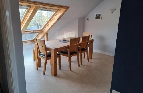 Montrose Apartment | Seaview