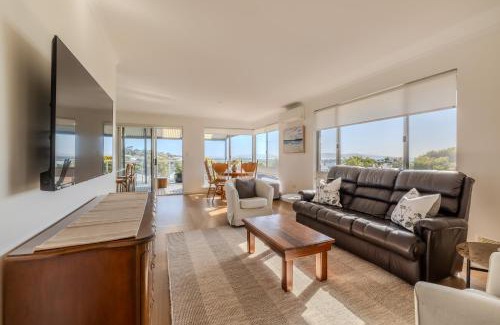 Mount Clarence House | Seaview Heights by the BnB Collection