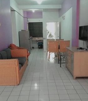 Taman Haji Zainal Apartment | Seaview Homestay PD