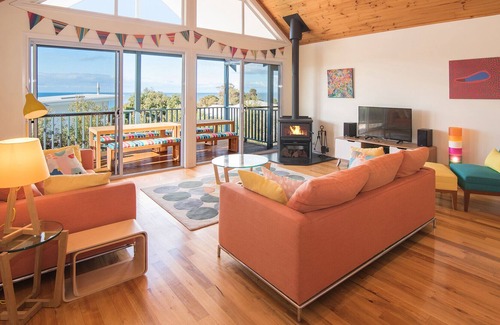 Dunsborough House | Seaview in Old Dunsborough