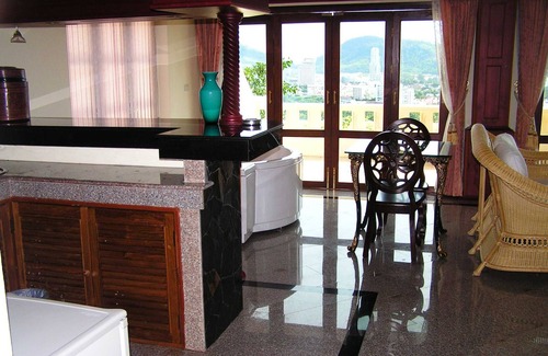 Patong Apartment | Seaview large (85 sqm) apartment one bedroom with jacuzzi