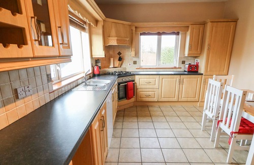 Rinboy House | SEAVIEW, pet friendly, with open fire in Portsalon, County Donegal