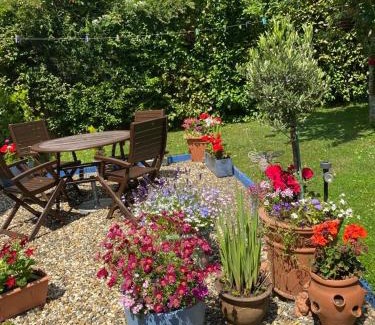 Ardamine House | Seaview, Poulshone