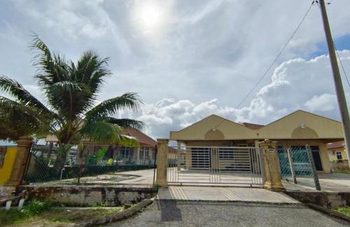 Dungun House | Seaview Promenade Homestay Dungun