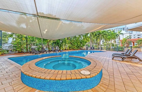Darwin City Centre Apartment | Seaview Resort Stay King Studio with Tropical Pool