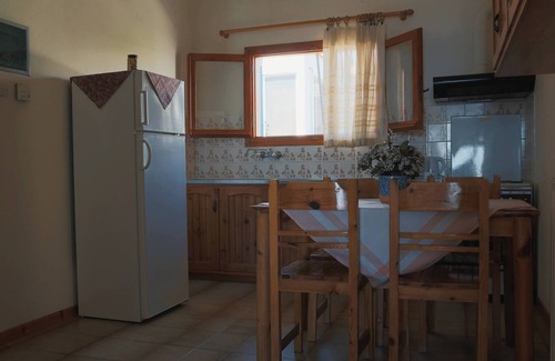 Kefalari Apartment | Seaview - Selfcatering Apartment - Helen No 1