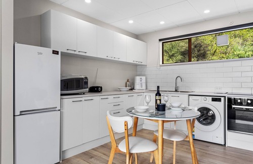 Ohope House | Seaview Studio West End Ohope Beach