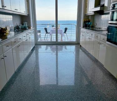 Tower Road Apartment | Seaview Tower Apartment
