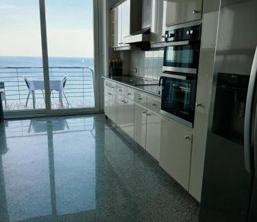 Tower Road Apartment | Seaview Tower Apartment