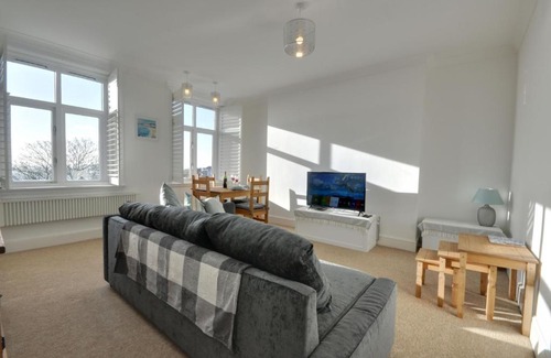 Boscombe House | Seaview Victorian Splendour
