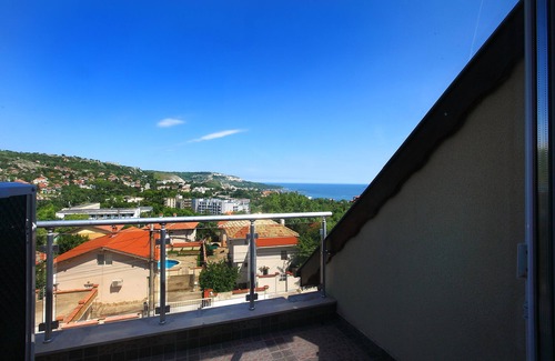 Balchik Apartment | SeaviewPenthouseMaisonette in SintriaCourtPremium