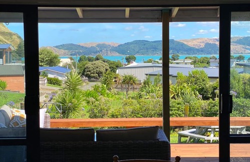 Mahia House | Seaviews & Sunshine in Māhia