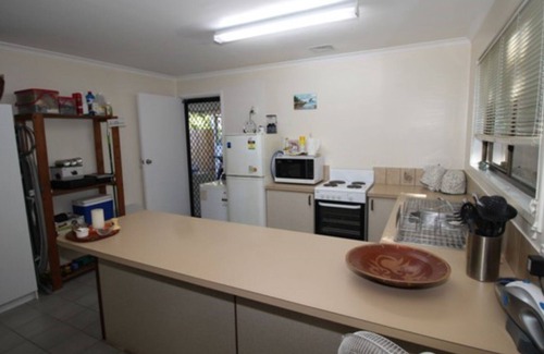 Nelly Bay House | Seaward Cottage, Nelly Bay