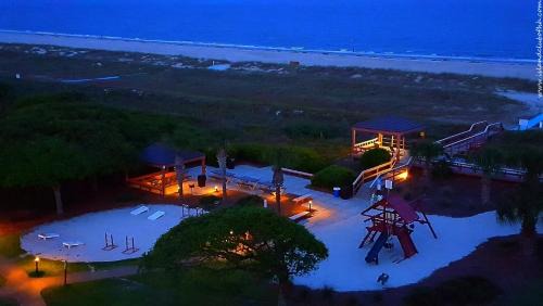 Folly Field Resort | Seawatch at Island Club