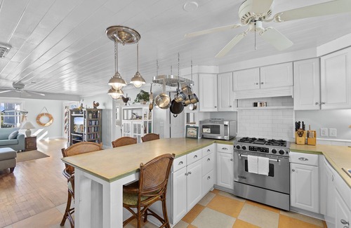Holden Beach House | "Seawatch Tower" - SF Home w/Private Pool, 3 BR/3.5 Bath, Covered Roof Deck, Sleeps 10 Max